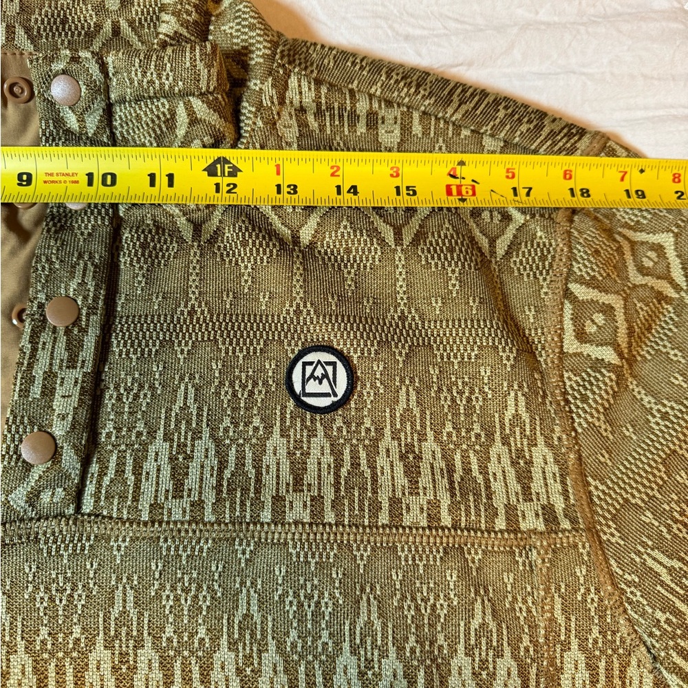 Avalanche Olive Men’s Sweater - Picture 5 of 9